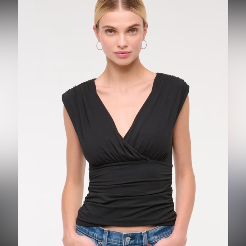 Abercrombie & Fitch Black V-Neck Blouse
